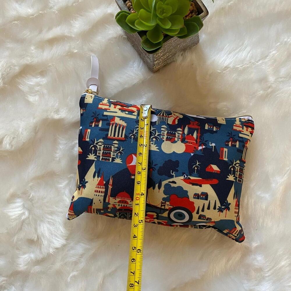 Travel-Themed Patterned Zip Pouch - image 3
